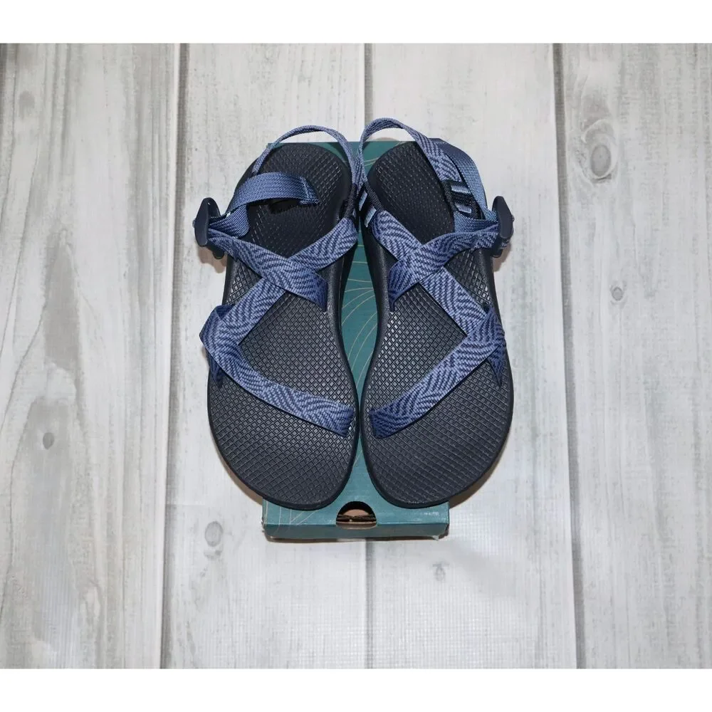 NEW Chaco Women's Z/Cloud 2 Adjustable Strap Cushioned Sandals Everely Navy Sz 8